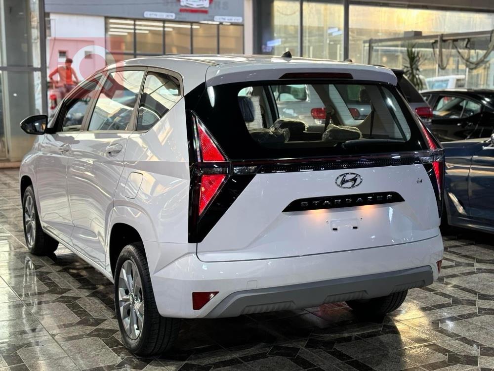 Hyundai Stargazer